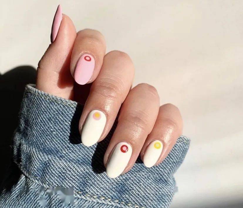 指尖|潮流美甲，藏在指尖的优雅艺术