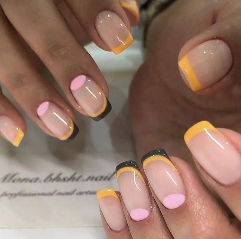 指尖|潮流美甲，藏在指尖的优雅艺术