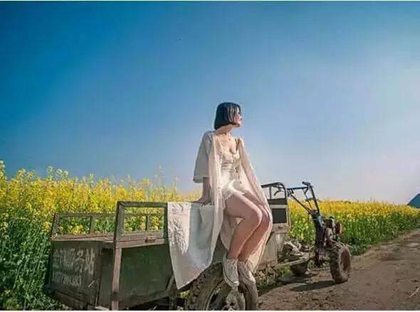 人像|油菜花人像这样拍摄让你秒变旅拍达人！