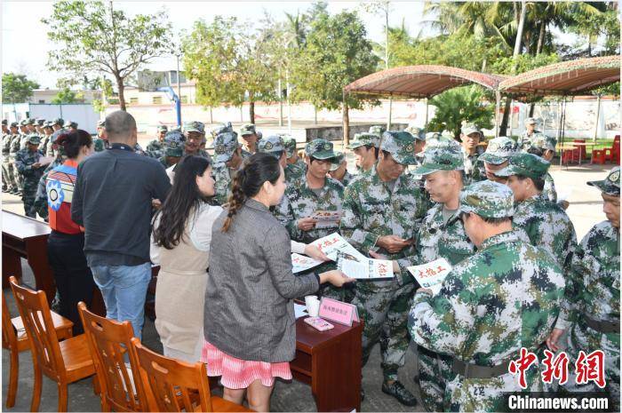 就业|海南万宁市智志双扶 开出军训扶贫“复方药”