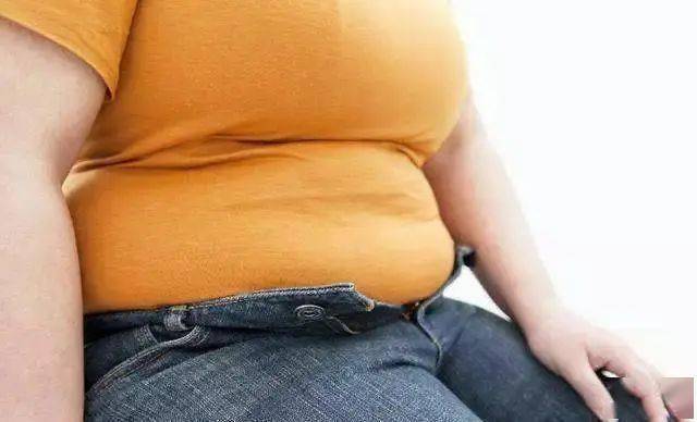 call|新品┃拍了拍你，乘风破浪的姐姐们在线打call，速来get同款直角肩、美人背！