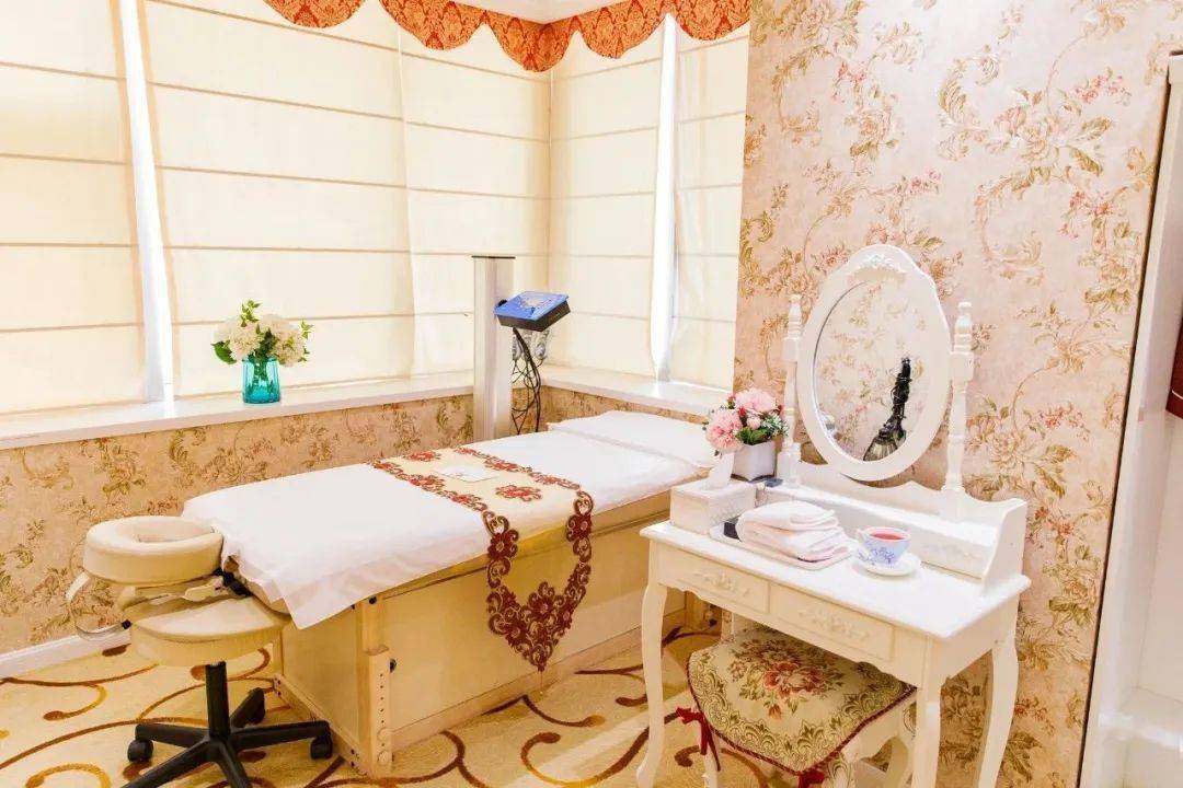 茜尔维亚|不用运动躺着瘦！魔都这家开了13年的修身店太洋气了！