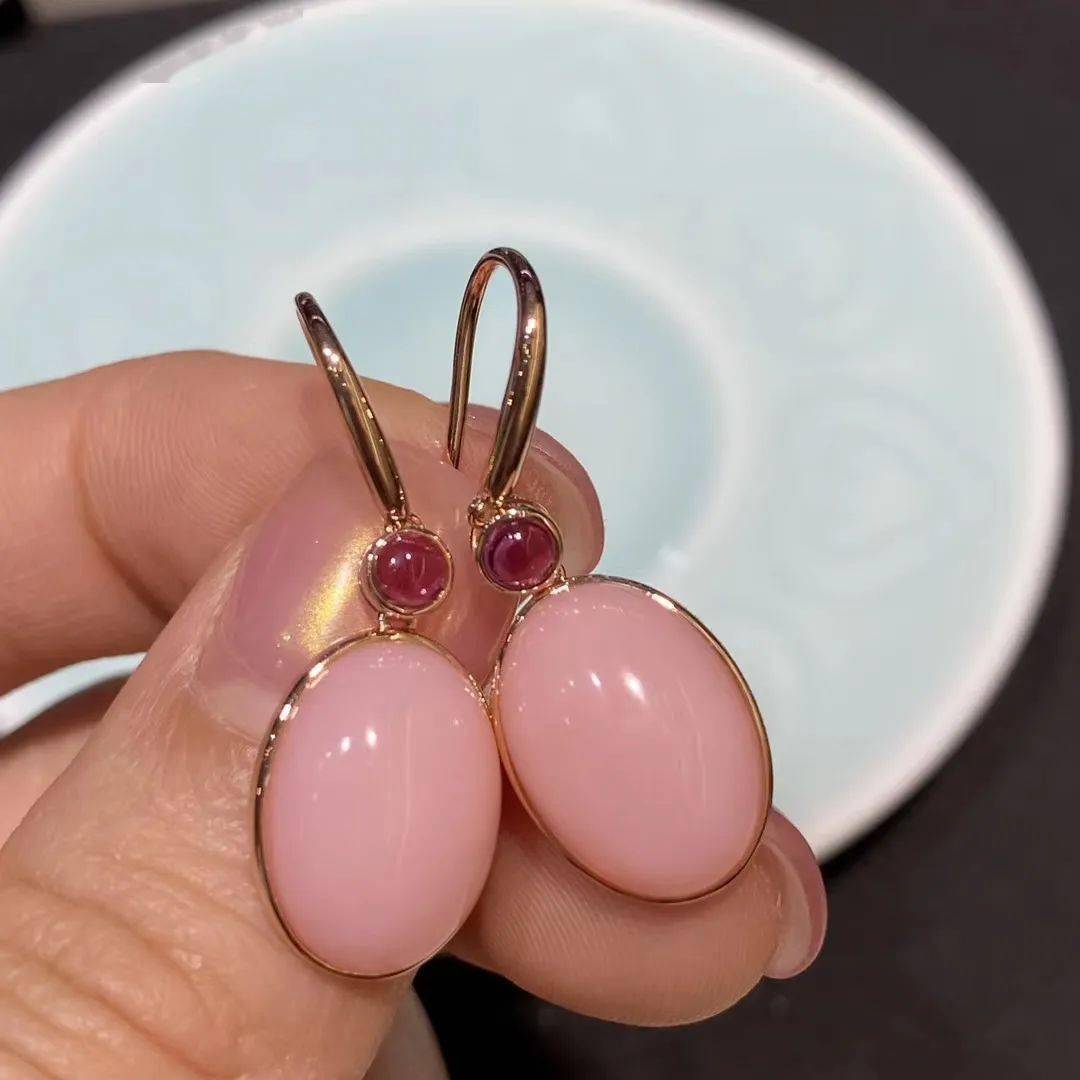 突破|黄金涨至1870美元上方 可能突破2000美元大关