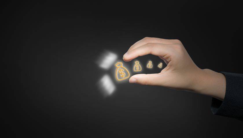 权益|业绩基准暗藏猫腻，光大理财这只权益产品不太自信