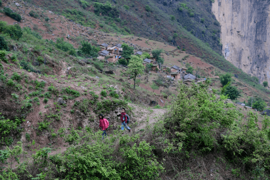 亮见 大凉山腹地阿布洛哈村的新生活