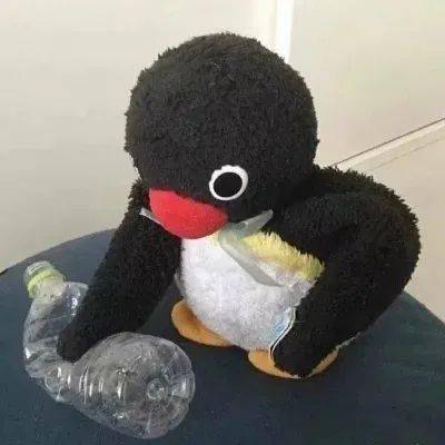 特别污情侣头像摸下面一人一半图片