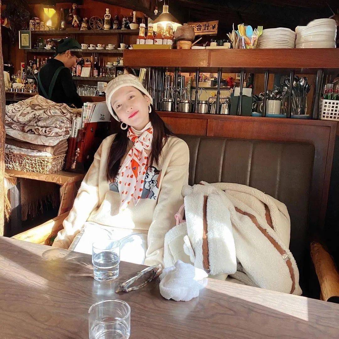 女人|被《三十而已》刷屏了,女人过了30岁依然可以很迷人