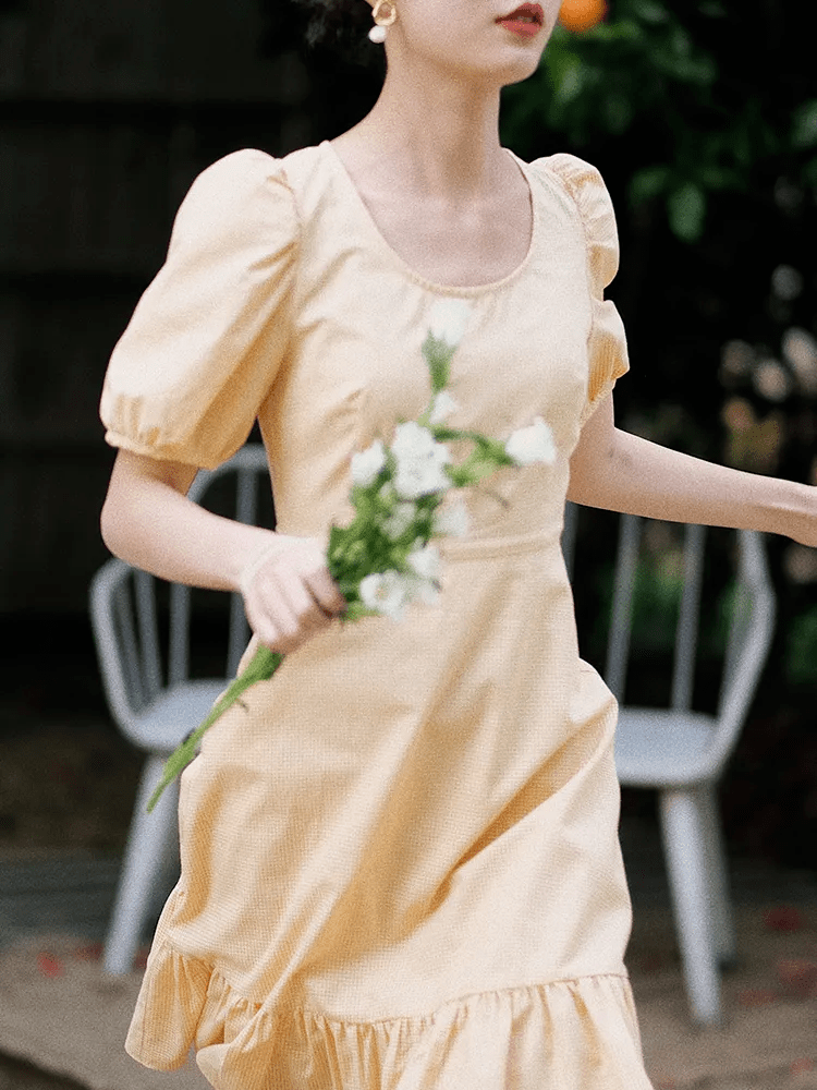 姨太|我在ZARA的打折区，淘到一大波好看的连衣裙！