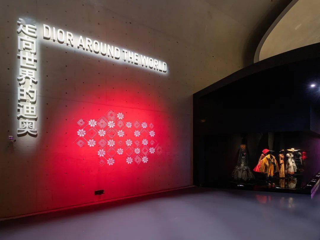 首站|RR · ART | 亚洲首站！与艺术家们一起走进的时尚造梦空间