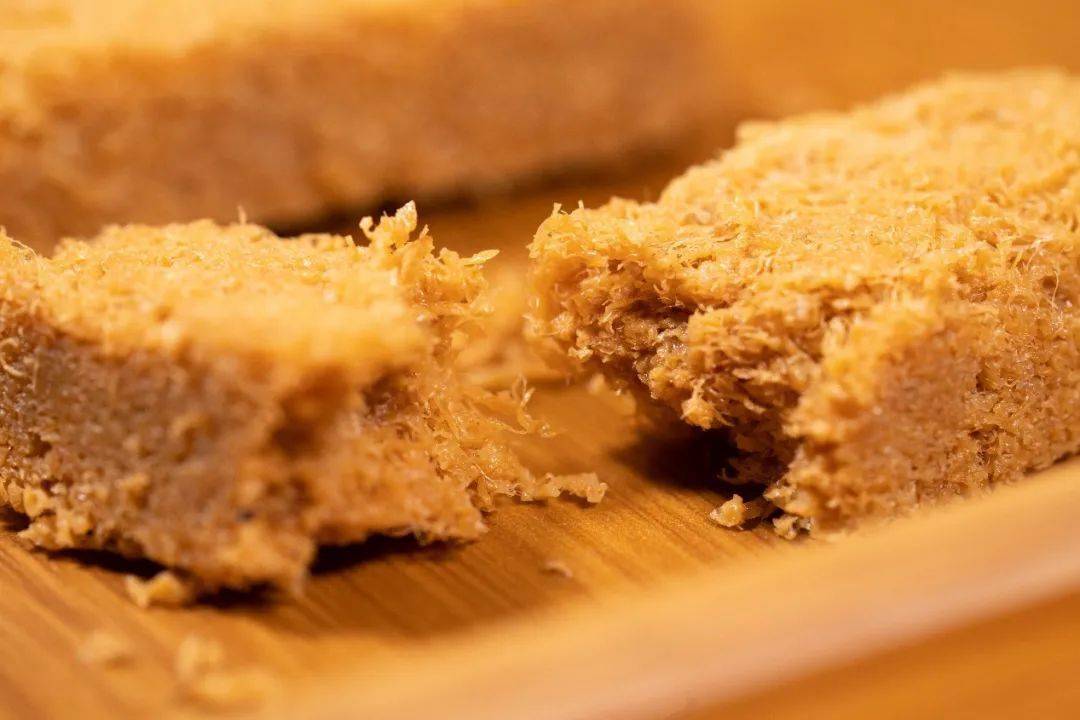 最让人|上班摸鱼一族必看：这可能是我们吃过、最让人上瘾的一款小零食了！