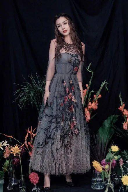 迪奥|争奇斗艳女明星之——迪奥风云