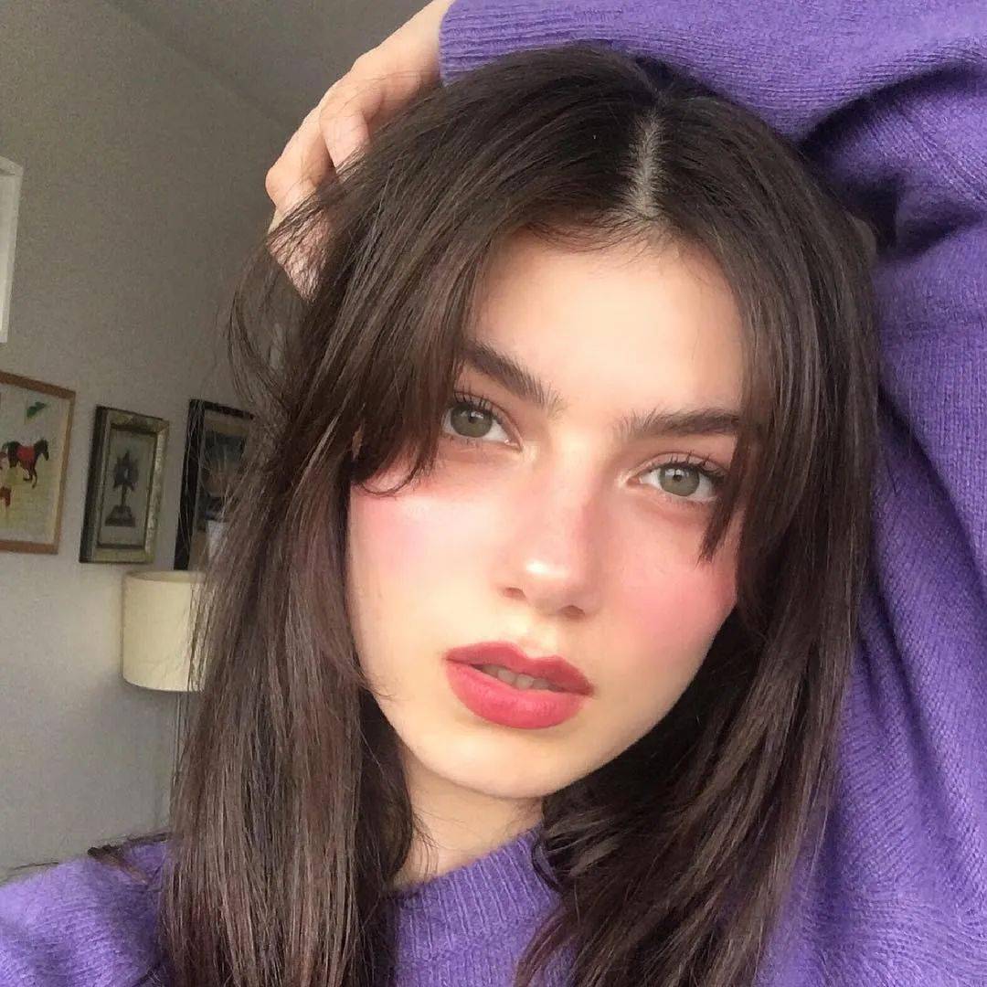 Louise|浓 颜 系 美 人，绝！