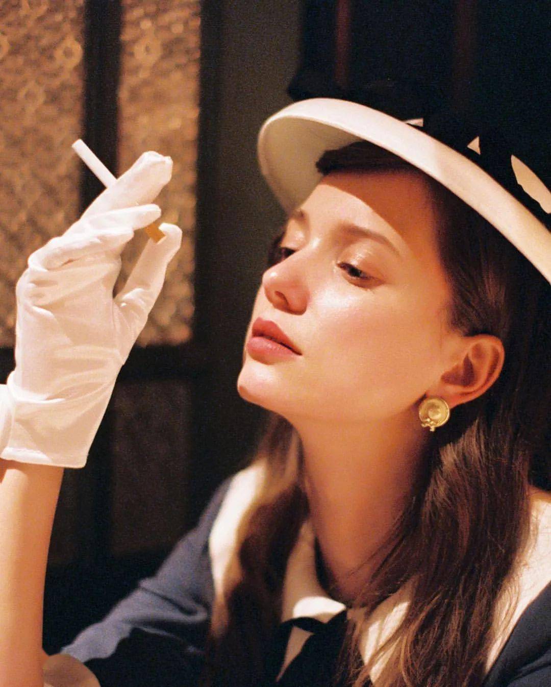 Louise|浓 颜 系 美 人，绝！