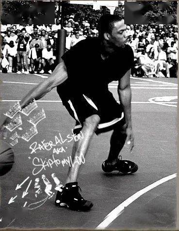 Kobe|一双鞋，让你记得18年前的夏天，“曼巴”在哪里