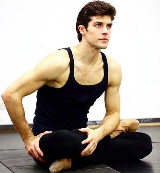 罗伯托·波雷|这个舞台上的王子,绝对秒杀一切小鲜肉!