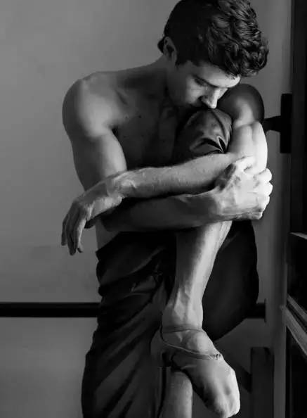 罗伯托·波雷|这个舞台上的王子,绝对秒杀一切小鲜肉!