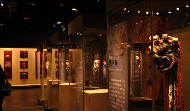 成都承载3000年历史博物馆,或曾是蜀国的前身,距市区20分钟车程