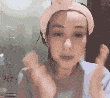 肌肤|皮肤油腻的元凶竟是它！补水保湿，99%的人用错了！