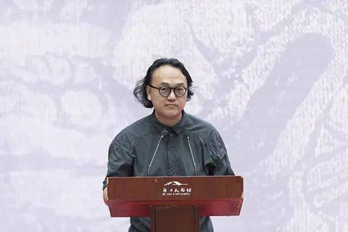 高世名任中国美术学院院长许江卸任院长