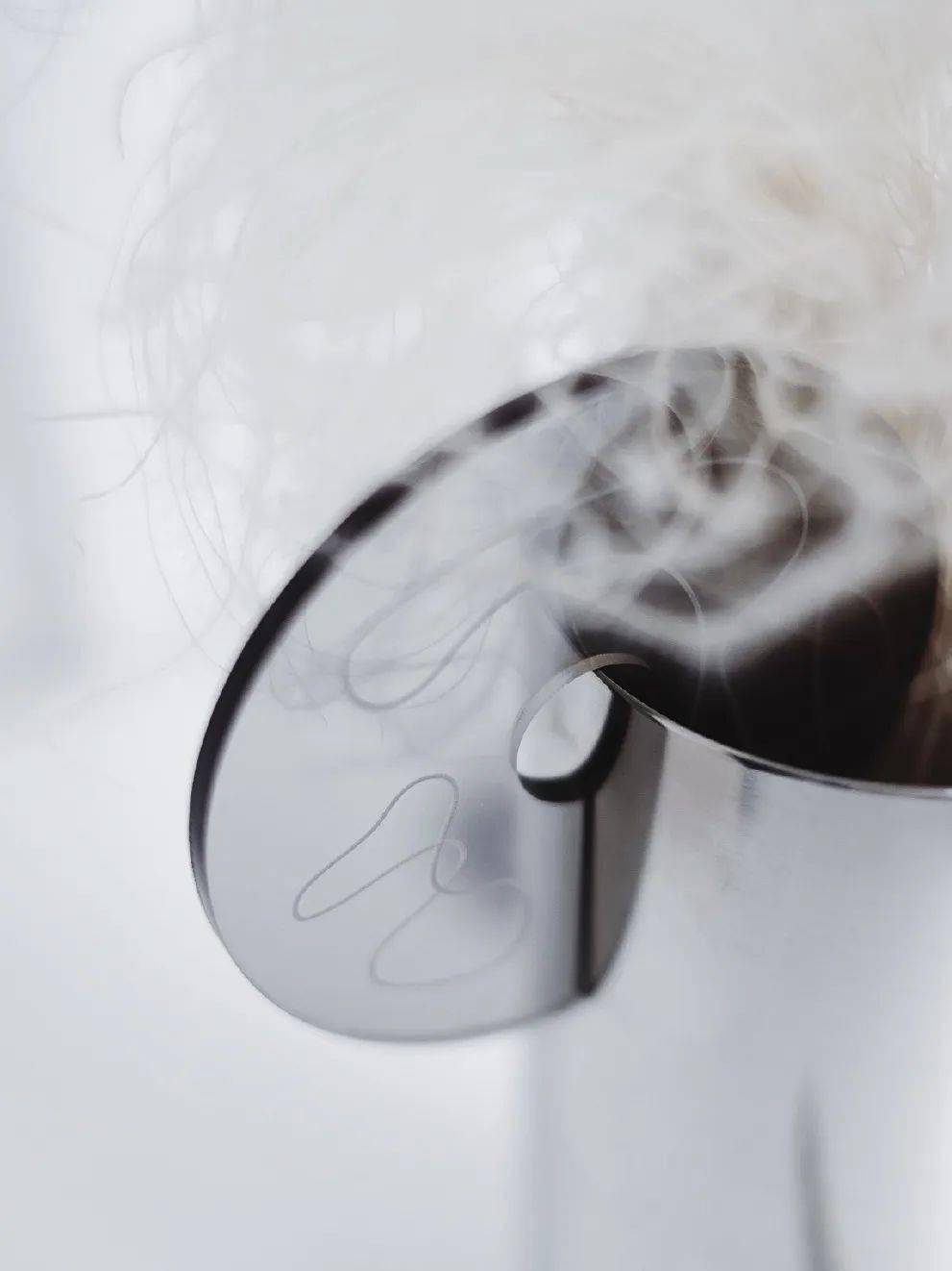 Helle|“长得这么好看，花瓶就花瓶吧”