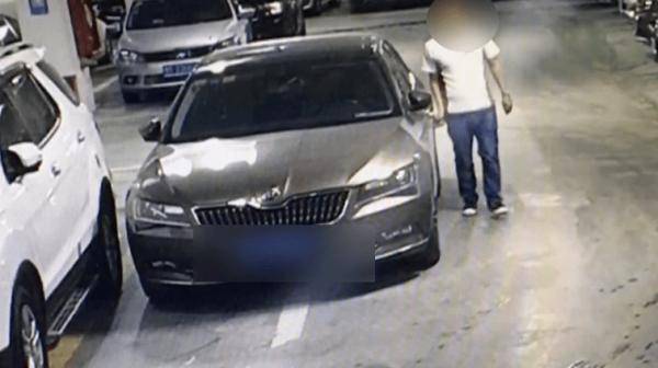 贵阳|贵阳男子爱车被划三道疤！监控抓住元凶，竟是一宝马车主……