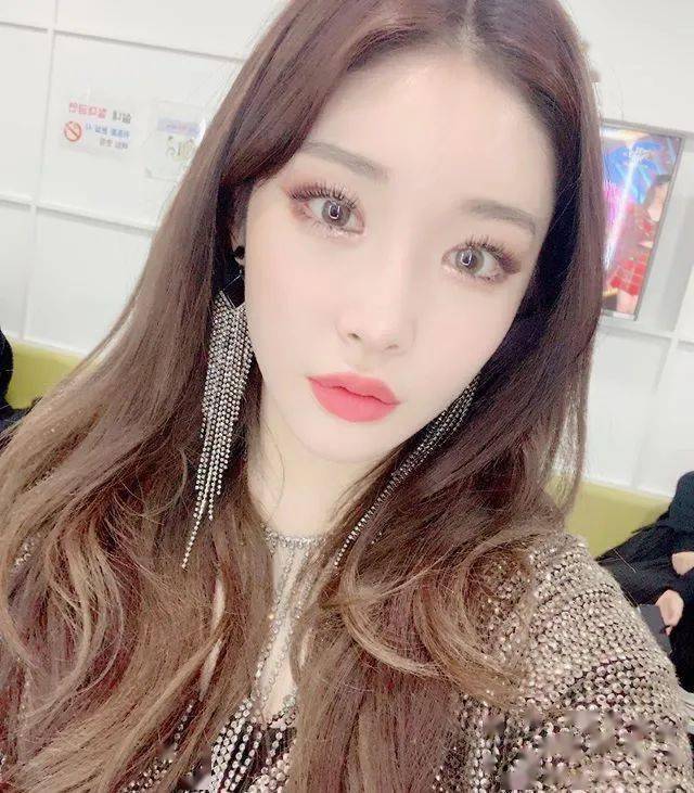 橘色|金请夏绝美回归！彩色眼影也能消肿又好看！