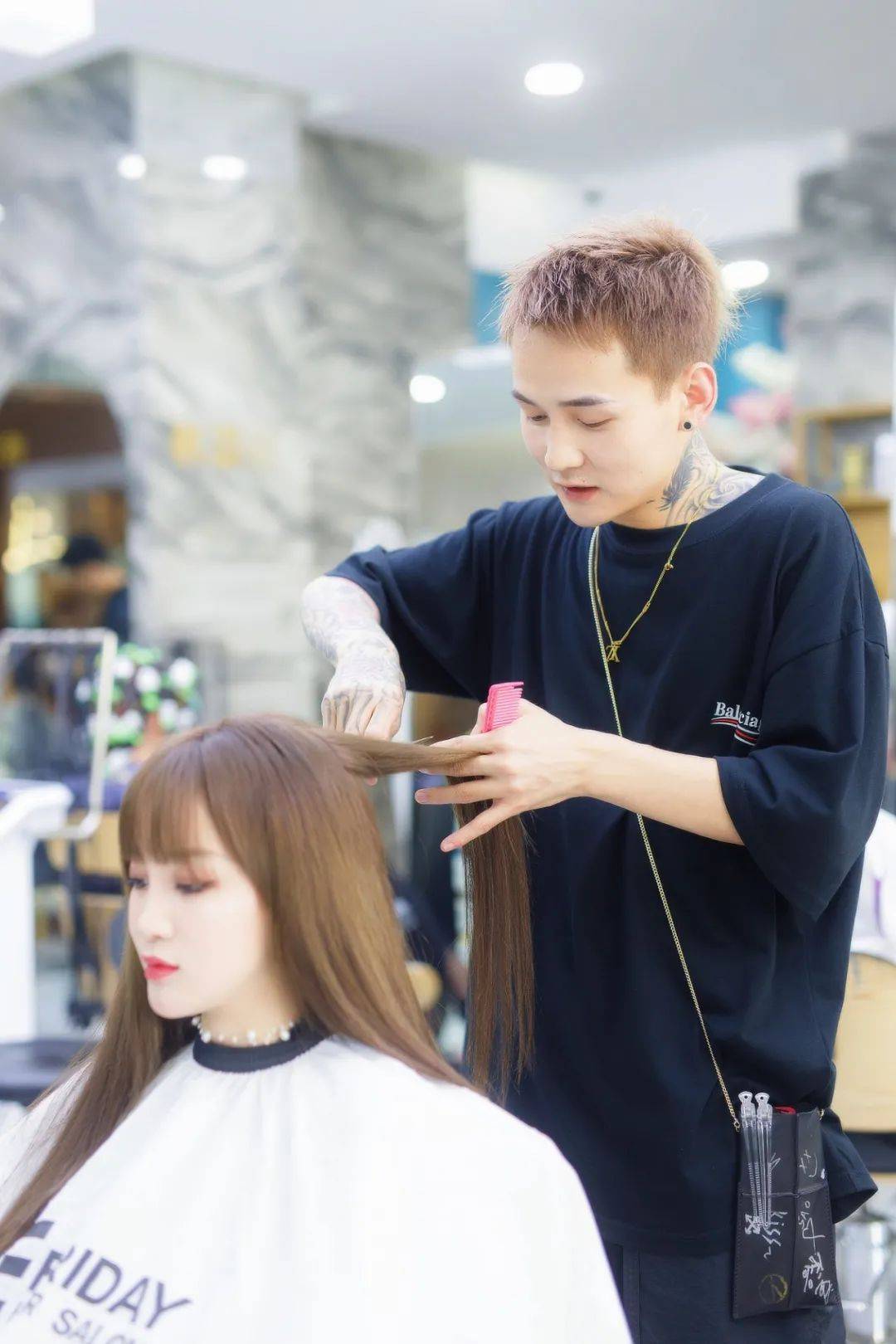 天马行空|素素探店 | 经常被“天马行空”的TONY老师伤害？这位靠谱90后资深发型师安利给你！