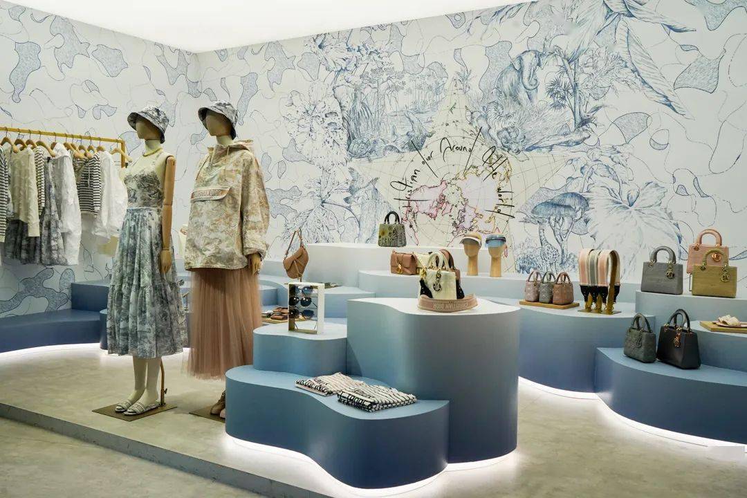 Fendi|七夕预热！Fendi咖啡馆、Dior限时店，大牌打堆来成都过节