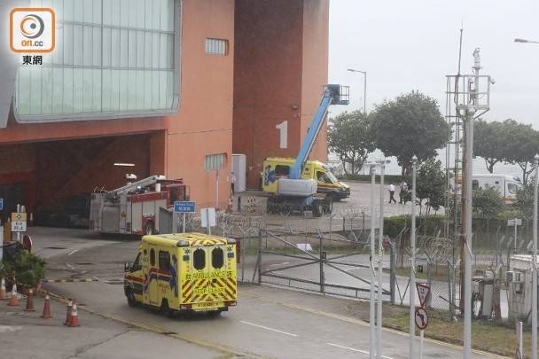 首批|香港“方舱医院”中午启用！首批提供500张床位