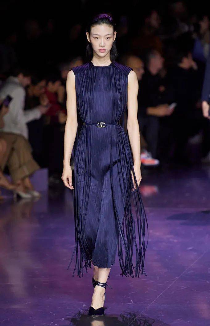 女装|2021春夏流行趋势，8大女装细节，你不可不知！