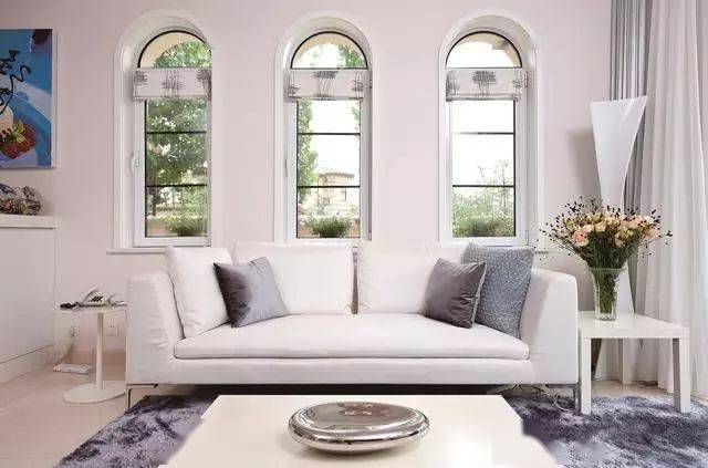 实景|450平挑空别墅实景，虽然是简约风格但是很华丽