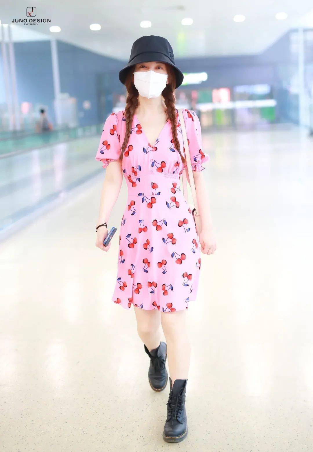 水果|2020夏天最流行的“果汁系穿搭”，复古优雅，太上头了！！