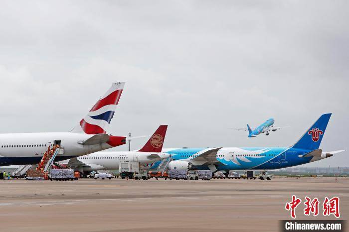 旅客|1-6月份华东地区机场共完成旅客吞吐量8709.7万人次