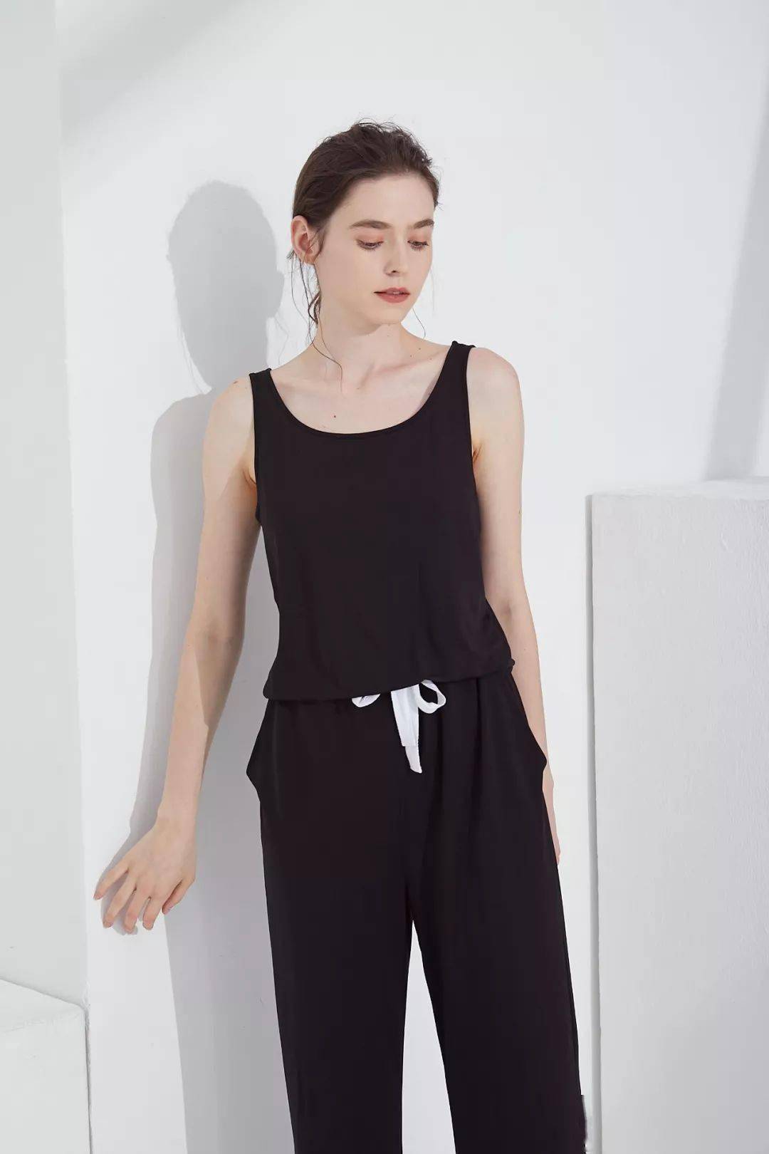 仙女|女明星都抢着穿的仙女裤，居家出街一套就够！