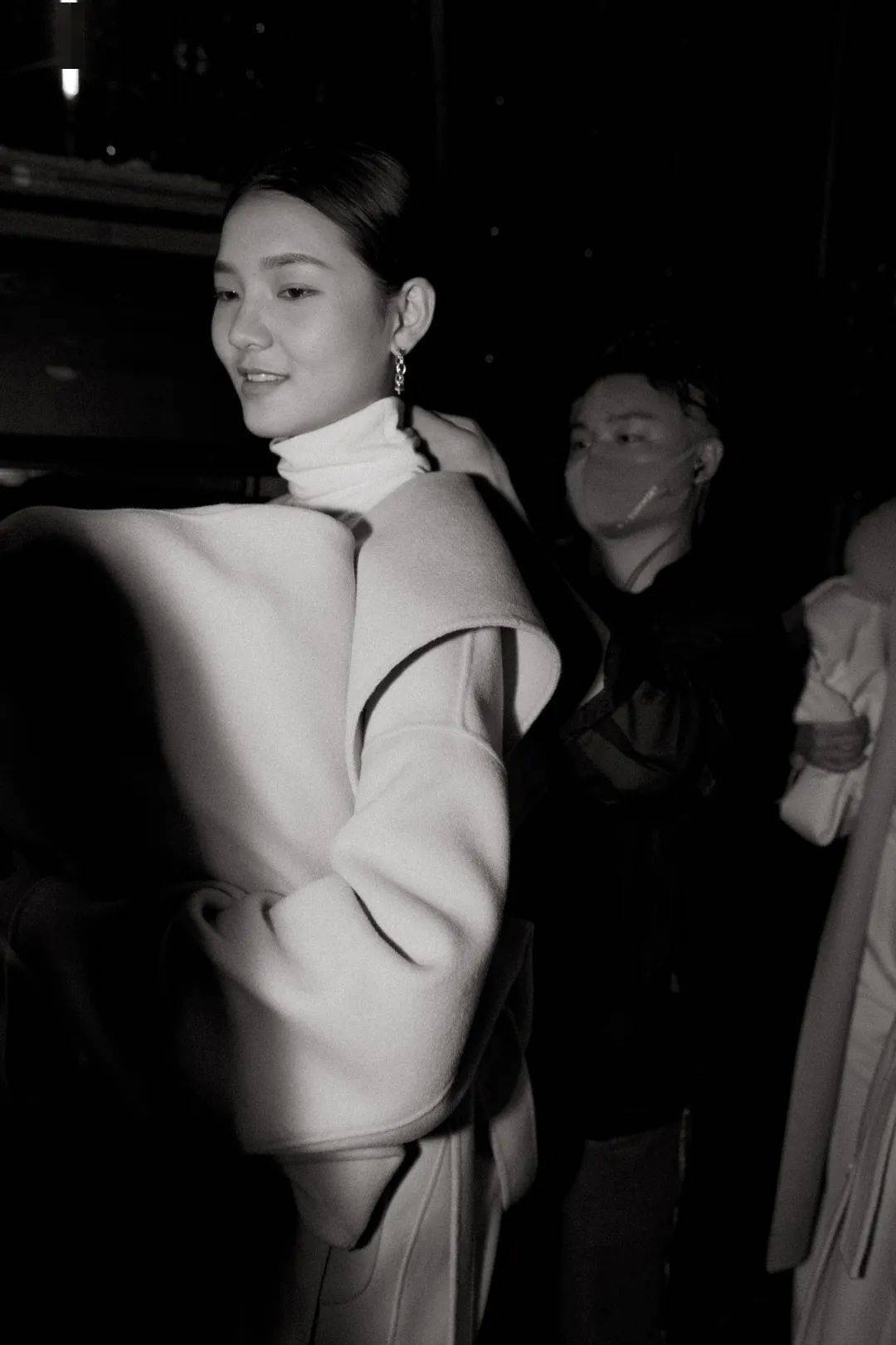 流转|ES MODISH 品牌专场秀 | 一手 · SUN IN SKY国际时尚周(暨SUN IN SKY第七届发布周)