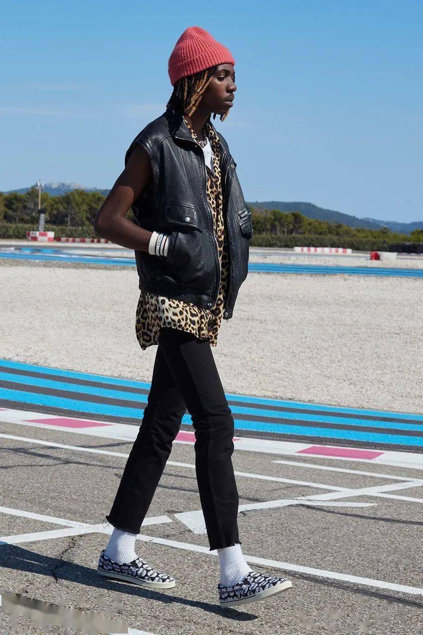 Heron|2020Q2最火品牌一览 | Heron Preston出任电竞顾问 | 陈冠希最新杂志封面