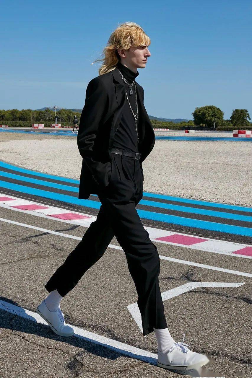 Heron|2020Q2最火品牌一览 | Heron Preston出任电竞顾问 | 陈冠希最新杂志封面