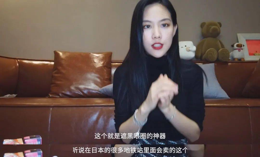 牛仔裤|打败万茜、宁静的王霏霏竟然是个ZARA女孩，想get她的49元同款T！