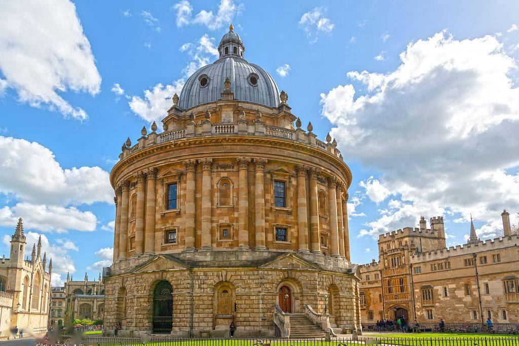 牛津大学博德利图书馆(bodleian library).