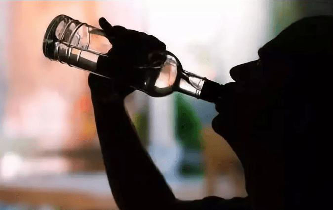 印度政府|印度假酒事件已致104人死亡 十余年间假酒为何屡禁不止？