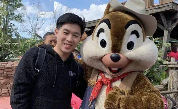 华为|华为＂天才少年＂火了！刚毕业就拿201万年薪，全球仅4人！又是这个学校的