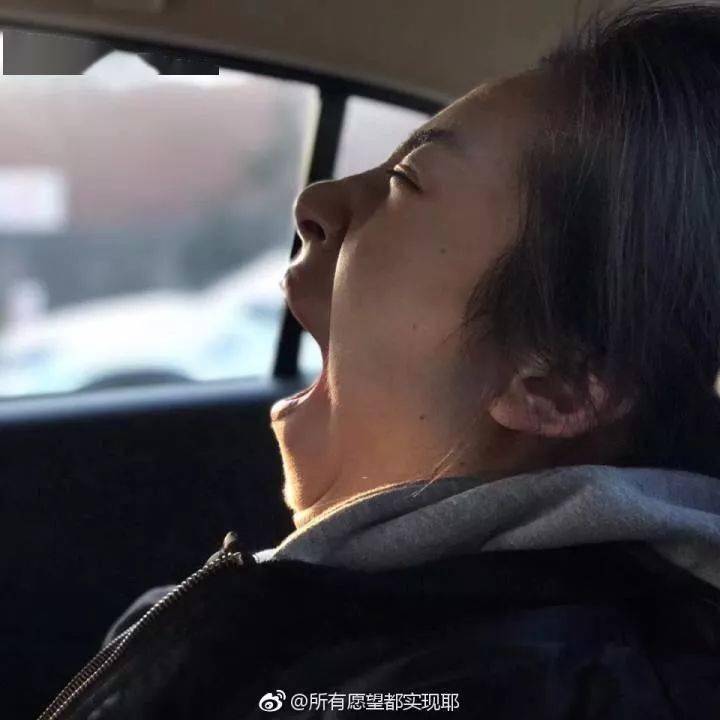 连拍|老娘化妆那么贵，你连拍照都不会