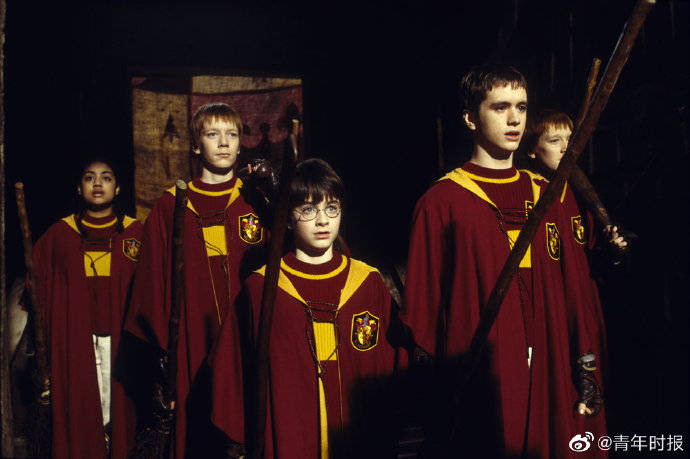 哈利·波特|经典再现！《哈利·波特与魔法石》3D版重映，定档8月14日