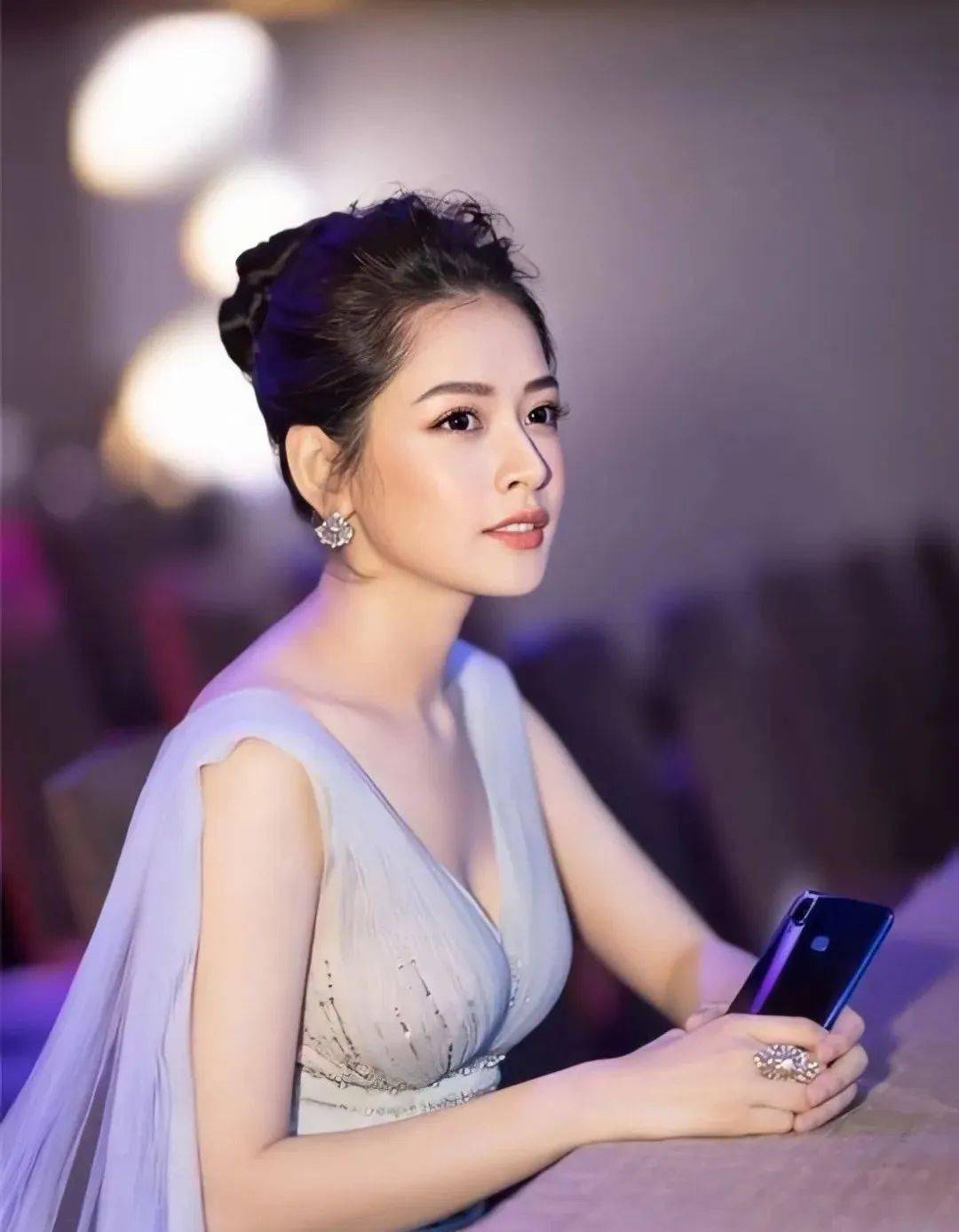 鼻血|“越南杨幂”太性感！15秒片段疯传，吸500万人围观：鼻血止不住……