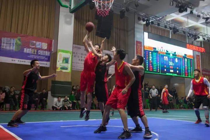  半岛体育;2020年汨罗市专业篮球俱乐部联赛火爆来袭！！！