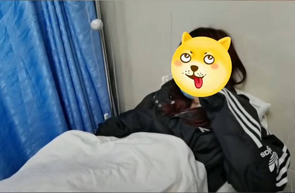 妹妹|昆明女子吃野生菌中毒自称看到精灵，医院日收约25个中毒者