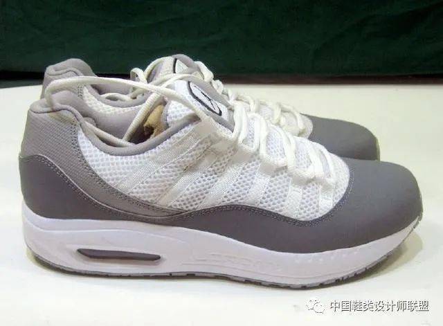 耐克|侃鞋丨莆田都不敢干的事儿，让你耐克乔丹干了