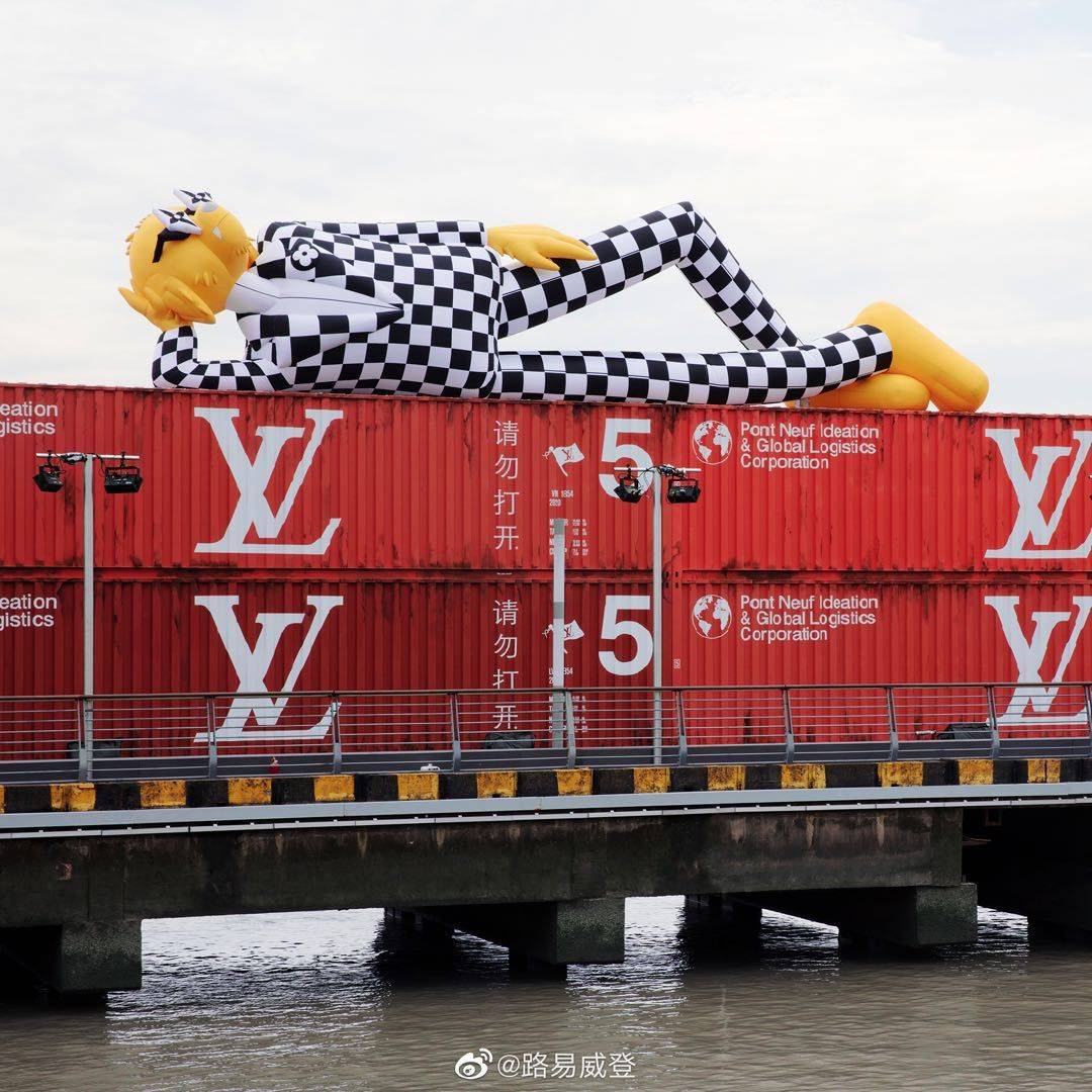 路易威登|入驻抖音、上海办秀，路易威登加速布局中国市场