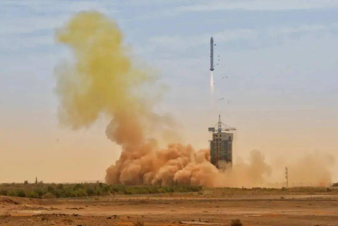 火箭发射成功视频全过程 90d38a03318e449caee5053f908685d7.jpeg