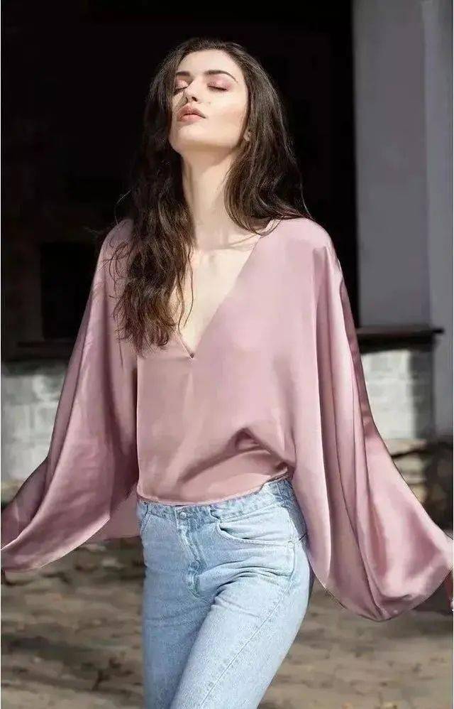 真丝|真丝、麻、棉,到底哪种面料夏天穿最凉快?